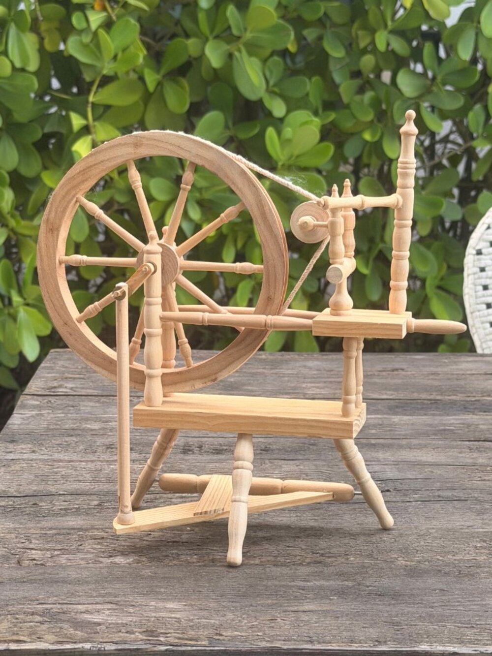 RARE Zim's The Elves Themselves Spinning Wheel Accessory Vintage Display MYRON
